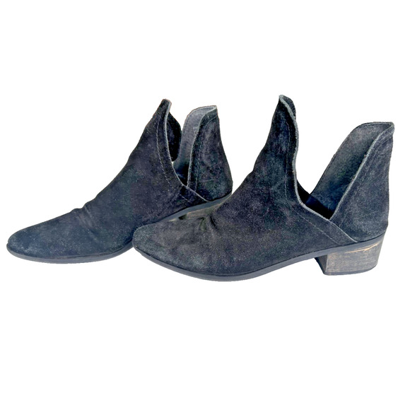 Coconuts by Matisse Pronto Side Cut Suede Heeled Booties Shoes Black 8.5M - Picture 1 of 8